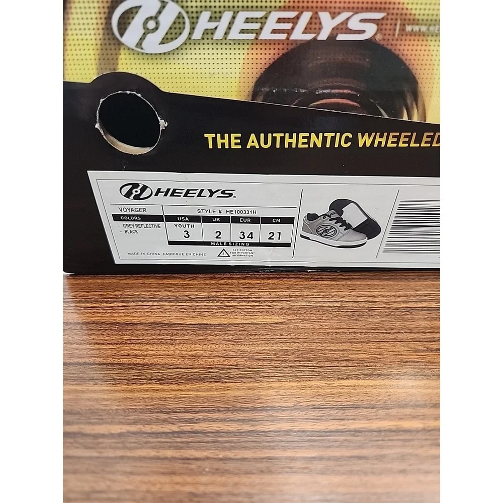 Heely's Voyager Authentic Wheeled Skate Gray Black Kid's Shoes Size 3‎ HL100331